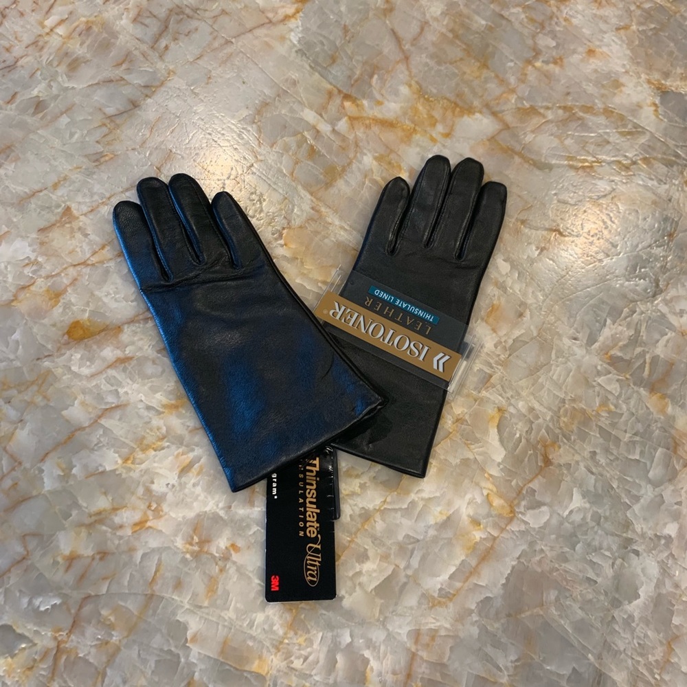 Leather gloves size 6